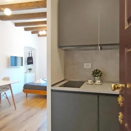 Milano Navigli Apartment - Via Vigevano Exterior photo